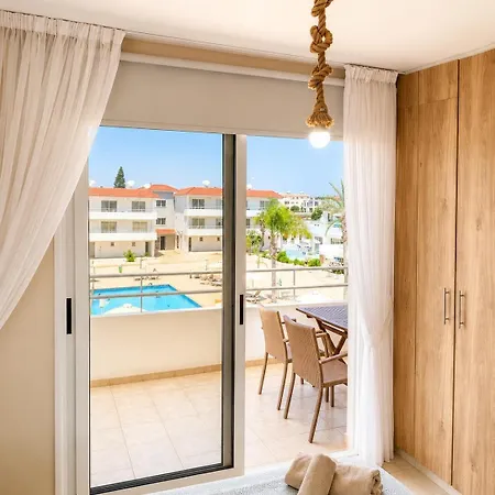 Narcissos 'nissi Beach' E9 Ayia Napa