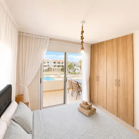 Narcissos 'nissi Beach' E9 Ayia Napa