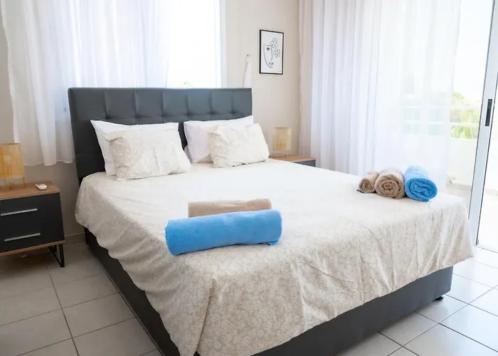 Narcissos 'nissi Beach' E9 * Ayia Napa